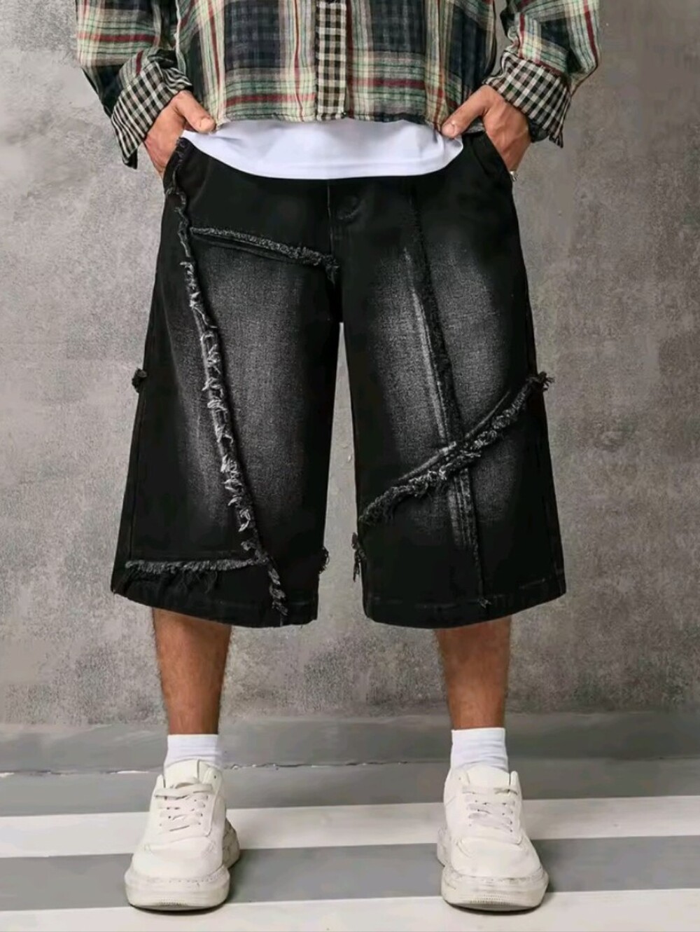 Men's Vintage Distressed Denim Three Quarter Capri Shorts Baggy Fit Frayed Edge